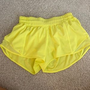 Lululemon hotty hots